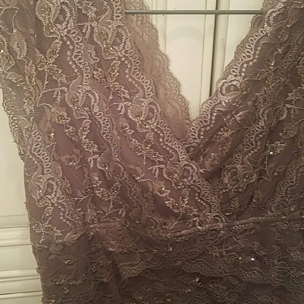 Lace Dress - Picture 2 of 3